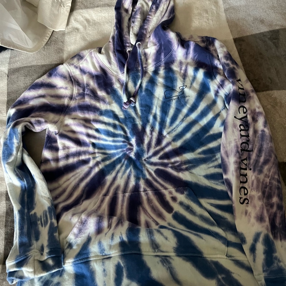 Vineyard Vines Purple and Blue Tie-Dye Hoodie